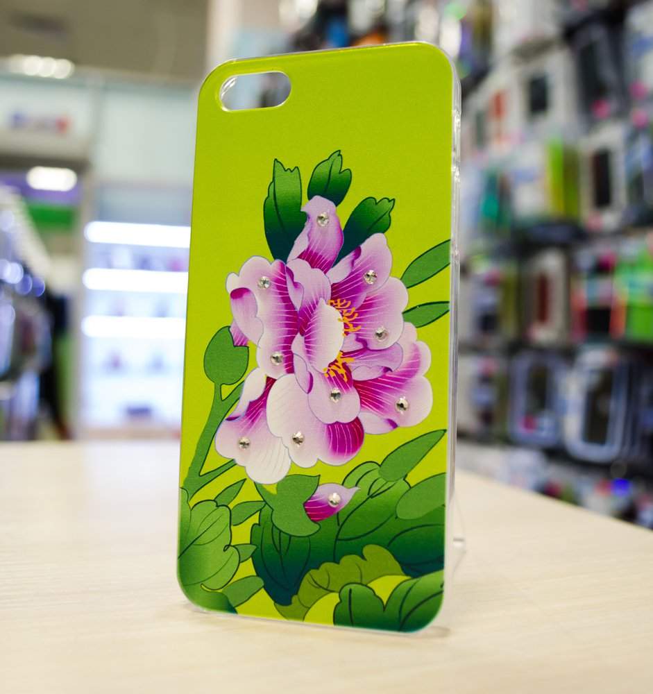 Чехол для iPhone 5/5s пластик Swarovski зеленый с цветами